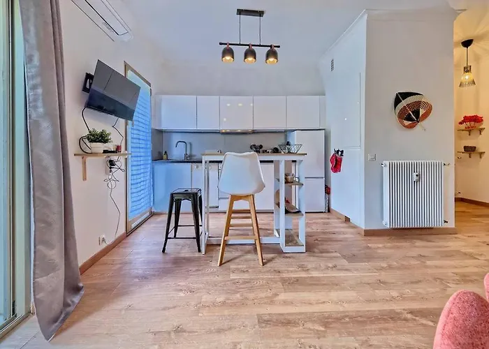 Apartment Cosy A 30 Metres De La Antibes